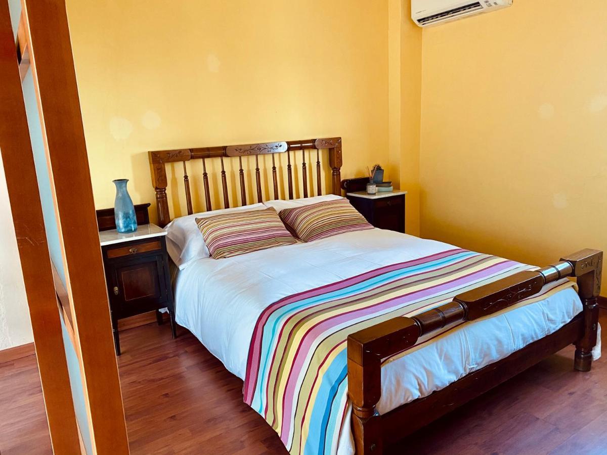 Willa La Casa Del Riu Vell Sant Jaume d'Enveja Zewnętrze zdjęcie